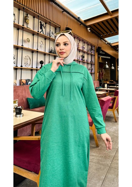 Uzun Tunik Kapşonlu Kenardan Yırtmaçlı Ikili Spor Takım - 3034 - Benetton Yeşil