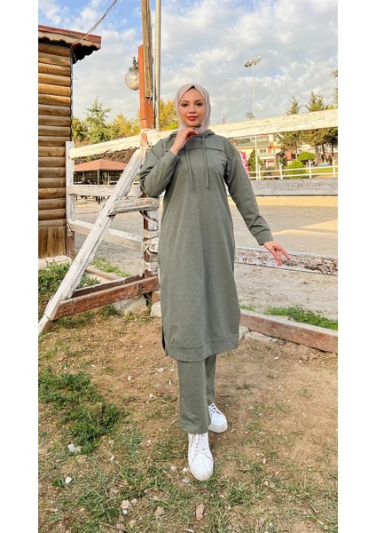 Uzun Tunik Kapşonlu Kenardan Yırtmaçlı Ikili Spor Takım - 3034 - Haki