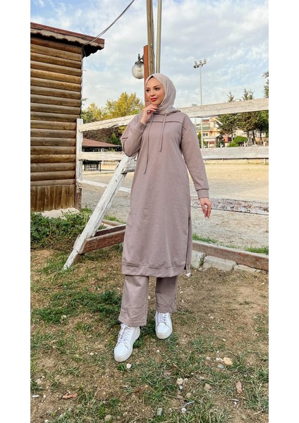Uzun Tunik Kapşonlu Kenardan Yırtmaçlı Ikili Spor Takım - 3034 - Vizon