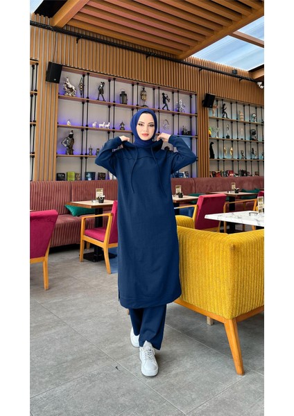Uzun Tunik Kapşonlu Kenardan Yırtmaçlı Ikili Spor Takım - 3034 - Açık Lacivert