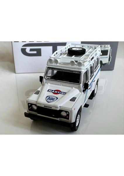 Land Rover Defender 110 1991 Safari Rally Martini Model Araba