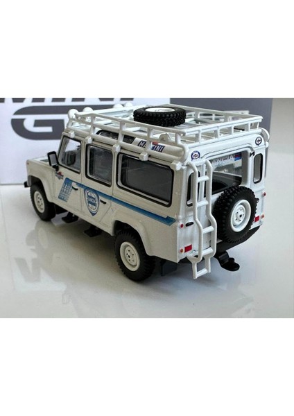 Land Rover Defender 110 1991 Safari Rally Martini Model Araba