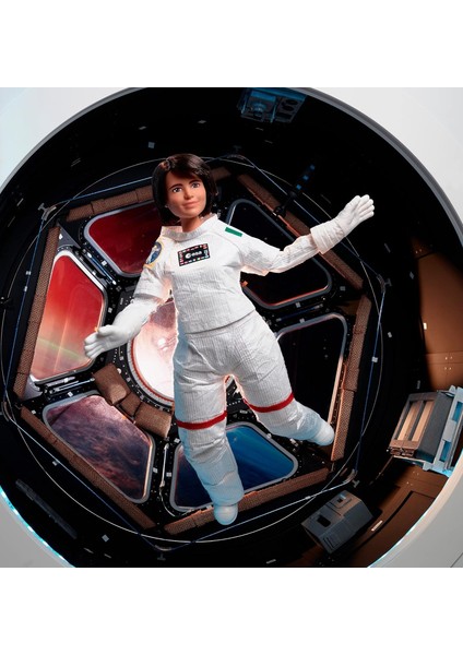 Imza Rol Modelleri Esa Astronot Samantha Cristoforetti Oyuncak Bebek (28 cm / Esmer) Gerçekçi Uzay Giysisi / Koleksiyonluk fırsatları