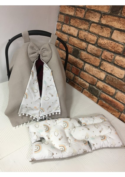 Kahverengi Pikeli ve Poplin Kumaş, Ponponlu Puset Örtüsü ve Puset Minderi 2'li Set fiyatları