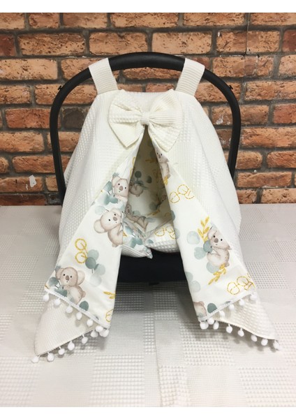 Krem Pikeli ve Poplin Kumaş, Ponponlu Puset Örtüsü ve Puset Minderi 2'li Set