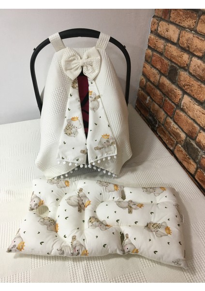 Krem Pikeli ve Poplin Kumaş, Ponponlu Puset Örtüsü ve Puset Minderi 2'li Set fiyatları