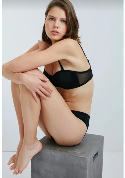 Siyah Toparlayıcı Lotus Dolgusuz Sütyen Poin Moda