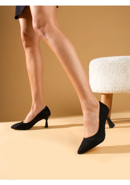 Abby Siyah Süet Topuklu Kadın Ayakkabı fiyatları