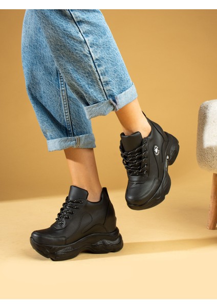 Helen Siyah Kadın Sneakers fiyatları