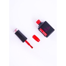 Piovere 6'lı Set Kalıcı Oje (Krem, Yeşil, Pembe, Kırmızı, Mor, Simli Macenta) 15ML
