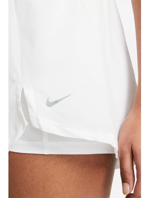 Nike Flex Essential 2 In 1 Training White Shorts Ikisi Bir Arada Taytlı Beyaz Kadın Şort