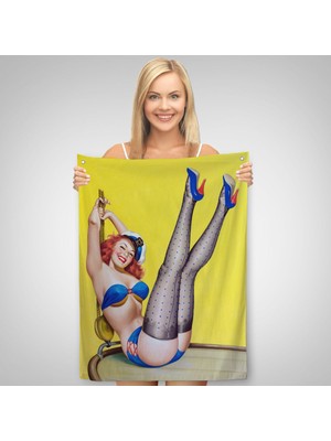 Ne Verelim Size Amerikalı Güzel Kadın Çizgi Roman Kapağı Duvar Örtüsü - HALISI-6231