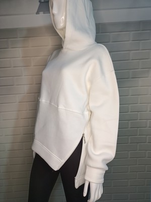 Millasia Sweatshirt