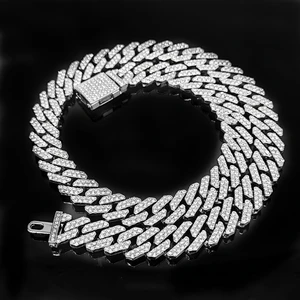 12 Mm. Gri Kalın 60 Cm. Taşlı Alloy Erkek Zincir EU77BY
