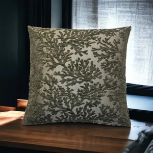 Pillows Store Mercan Desenli Koyu Yeşil Kırlent Kılıfı 45CM*45CM