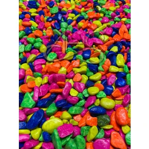 Renkli Dolomit Taş 2 kg 05-2 cm Akvaryum Teraryum Fanus Süsleme Bahçe Süs Dekor Renkli Çakıl Taşı