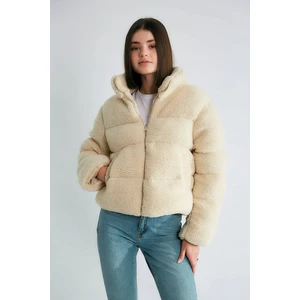 Bej Peluş Mont