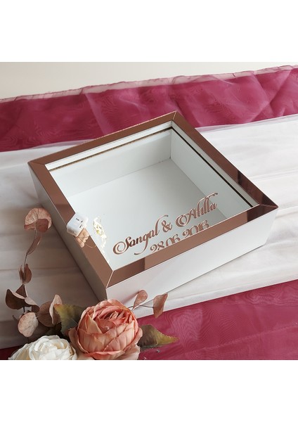 25X25 cm Ledli Isimli Beyaz-Rose Yarı Pleksi Kaplamalı Derin Anı Çerçevesi! Gül Kutusu!