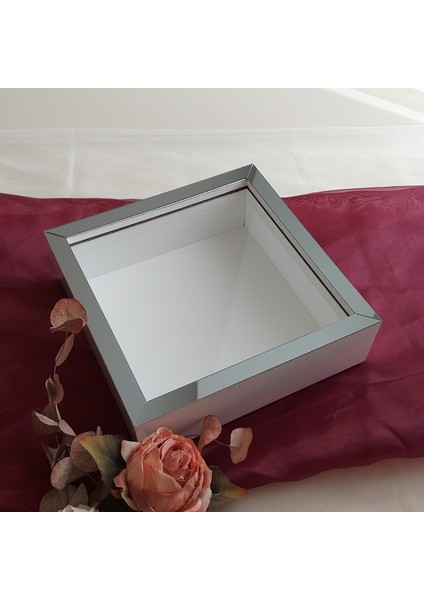 25X25 cm Beyaz-Füme Yarı Pleksi Kaplamalı Derin Anı Çerçevesi! Gül Kutusu! Ledsiz Isimsiz