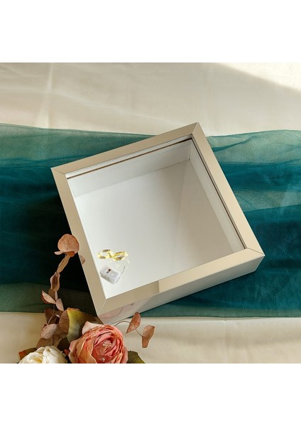 25X25 cm Ledli Beyaz-Gümüş Yarı Pleksi Kaplamalı Derin Anı Çerçevesi! Gül Kutusu! Isimsiz