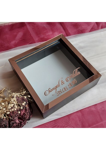 25X25 cm Isimli Siyah-Rose Yarı Pleksi Kaplamalı Derin Anı Çerçevesi! Gül Kutusu! Ledsiz