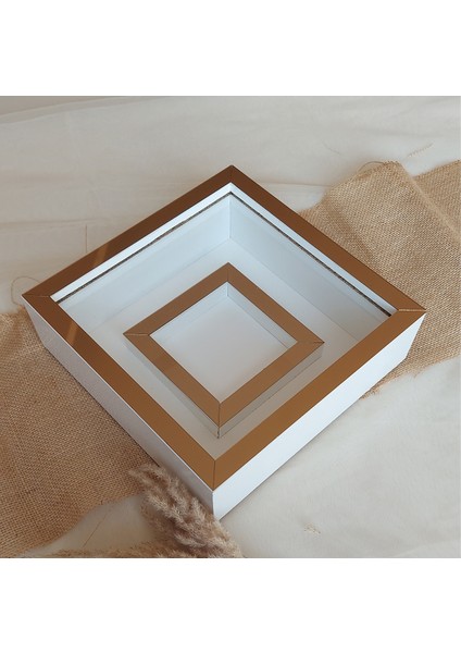 25X25 cm Fotoğraf Bölümlü Beyaz-Bronz Yarı Pleksi Kaplamalı Derin Anı Çerçevesi! Gül Kutusu! Ledsiz Isimsiz fiyatları