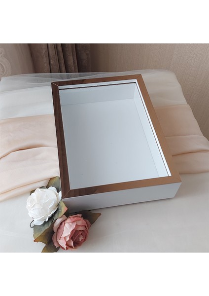 25X35 cm Beyaz-Bronz Yarı Pleksi Kaplamalı Derin Anı Çerçevesi! Gül Kutusu! Ledsiz Isimsiz