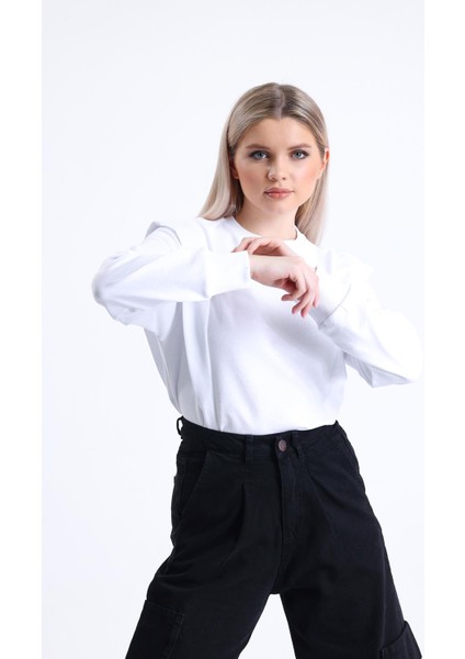 Beyaz Omuz Detaylı Bisiklet Yaka Sweatshirt modelleri
