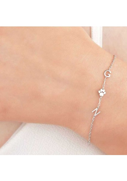 Kişiye Özel Harf,sembol,figür Detaylı 925 Ayar Gümüş Sevgiliye,anneye,eşe,arkadaşa Bileklik fırsatları