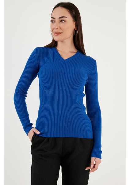 Slim Fit V Yaka Kazak Bayan Kazak 23K0289K1 fırsatları