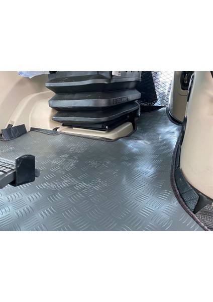 Massey Ferguson 8730 S Traktör Kabin Paspası