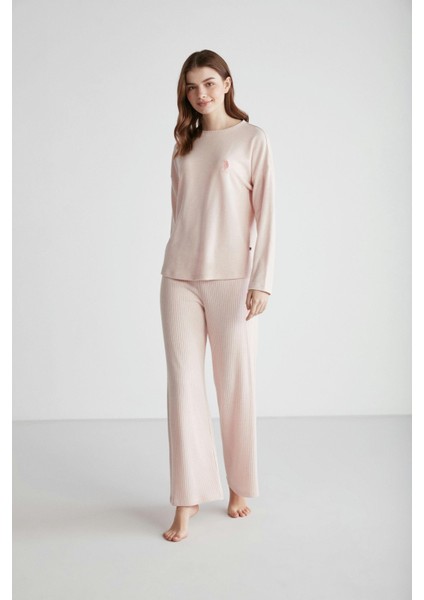 16954 Kadın Yuvarlak Yaka Pijama Takımı modelleri