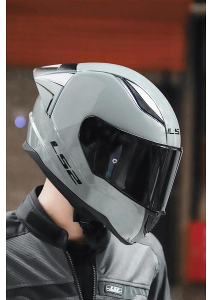 Rapid Race Nardo Gri Kask