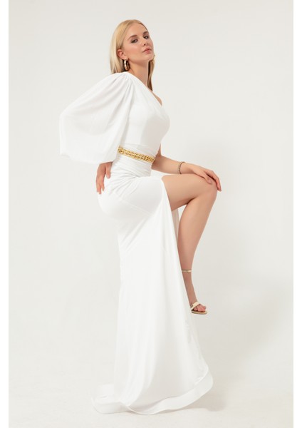 Kadın Beyaz Tek Omuzlu Zincirli Uzun Abiye Elbise