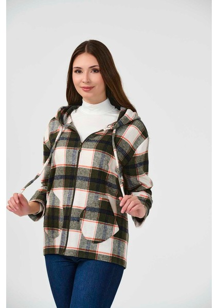 Tolga Saraçoğlu Oversize Kapüşonlu Kareli Kadın Ceket - 3/4 Kol modelleri