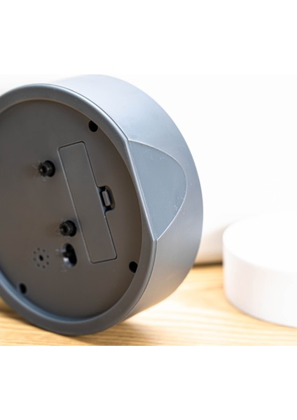 Yatak Odası Çalar Saat, Plastik Çalar Saat, Öğrenci Ev Dekorasyonu Masaüstü Saati (Yurt Dışından) fırsatları