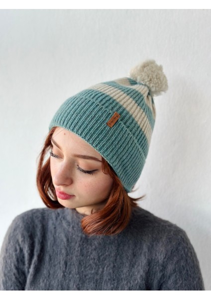 Ponponlu Çizgi Desenli Bere Unisex Çağla fiyatları