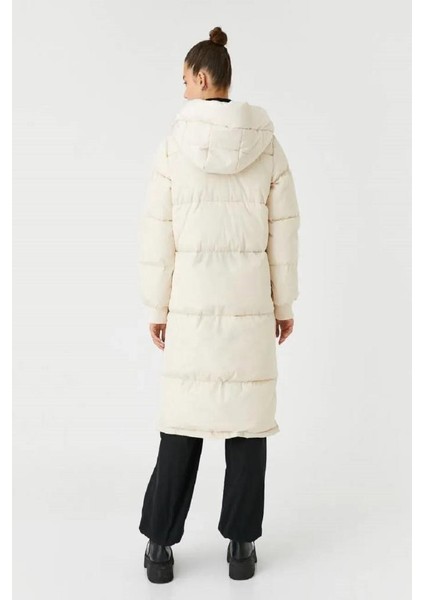 Kadın Mont Ekru fırsatları