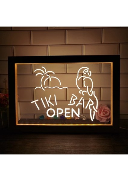 1 Renk Sıcak Renk 23X17 cm Tiki Bar Açık Papağan Çift Renkli LED Neon Burcu Fotoğraf Çerçevesi Yaratıcı Masa Lambası Yatak Odası Masası Ahşap 3D Gece Lambası (Yurt Dışından)