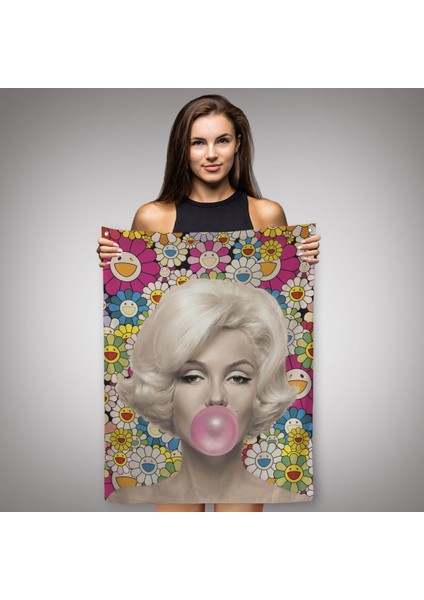 Marilyn Monroe Pembe Balon Duvar Örtüsü - HALISI-621
