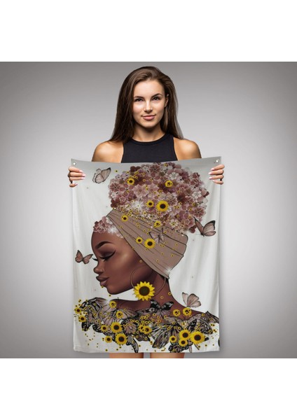 Çiçekler Içindeki Afrikalı Güzel Kadın Duvar Örtüsü - Halısı 6038