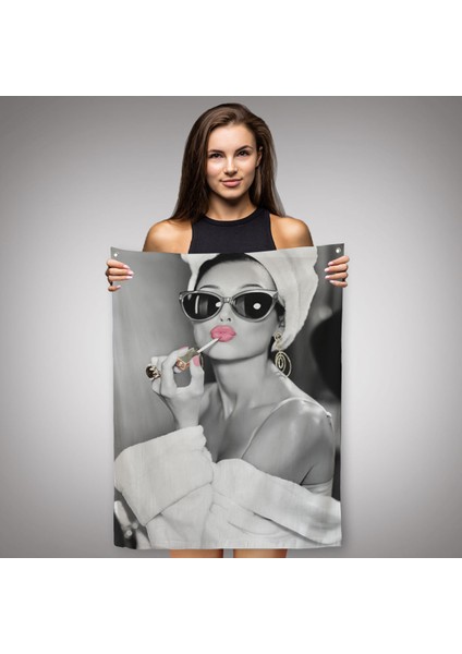 audrey Hepburn Duvar Örtüsü - HALISI-5103