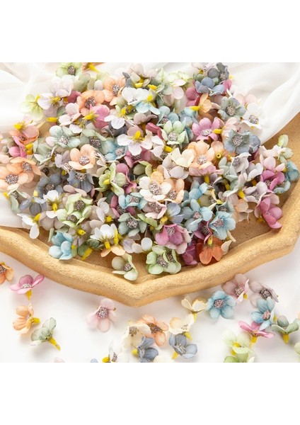 Çok 50 Adet 3 cm Yapay Çiçekler Karalama Defteri Için Diy Şeker Kutusu Düğün Parti Ev Dekorasyon El Yapımı Noel Çelenk Ipek Mini Papatya (Yurt Dışından) modelleri