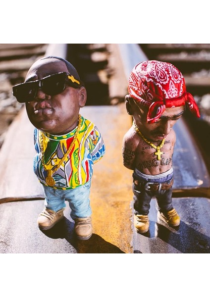 07 Tupac Rapçi Bebek Figürü Hip Hop Yıldızı Adam Snoop Dogg Heykelcik Oyuncak Serin Şeyler Rakamlar Koleksiyon Modeli Yaratıcı Heykel Hediye Dekor (Yurt Dışından) modelleri