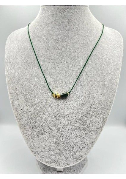 Sertifikalı Zümrüt Doğal Taş Kolye Fil Obje Detaylı Makrome Kilit Sistemi El Işçiliği fırsatları