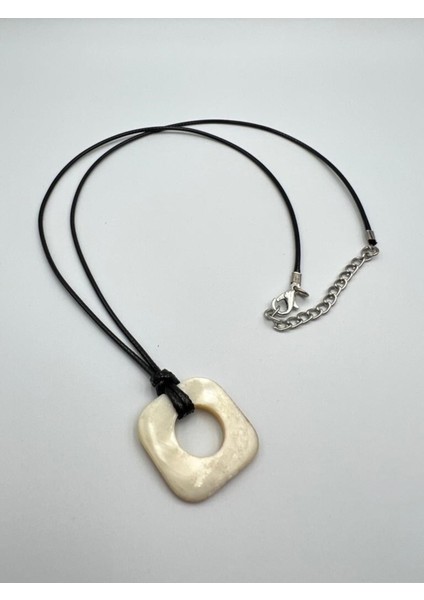 Sertifikalı Sedef Doğal Taş El Işçiliği Kare Kesim Kolye modelleri