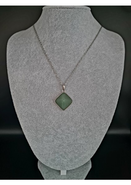 Sertifikalı Aventurin Doğal Taş Kolye Piramit Özel Kesim Aaa Kalite modelleri