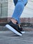 Özel Tasarım Malzeme Bağcıklı Rahat Taban Siyah Rugan Erkek Sneaker 4