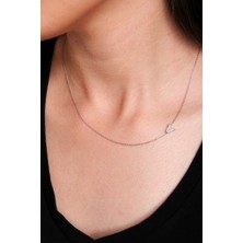 Argentum Concept Gümüş V Harfi Kolye