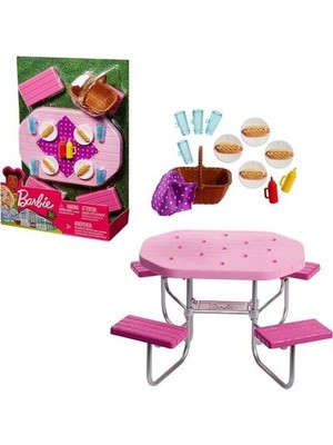Barbie Mattel Barbie'nin Ev Dış Dekorasyon Piknik Aksesuarları FXG37